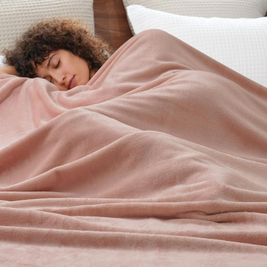 PHF Ultra Soft Fleece Blanket Twin Size, No Shed No Pilling Luxury Plush Cozy 300GSM Lightweight Blanket for Bed, Couch, Chair, Sofa Suitable for All Season, 66" x 90", Rose Pink