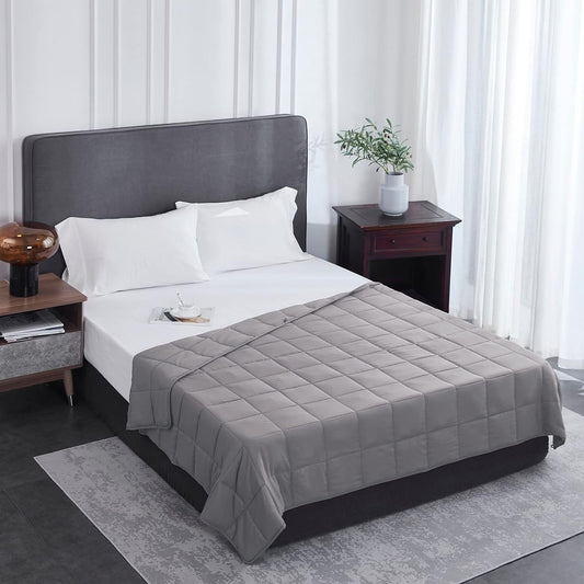 L'AGRATY Weighted Blanket - 48"x72" 15lbs Cooling Breathable Heavy Blanket Microfiber Material with Glass Beads for Adult All-Season Summer Fall Winter Soft Thick Comfort