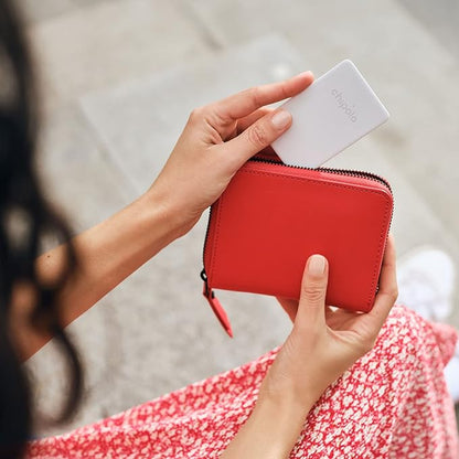Chipolo Point Bundle - 1X ONE + 1x Card Item Finder, Bluetooth Tracker, Wallet Finder - Works with Google's Find My Device app (Android only) (Off White)