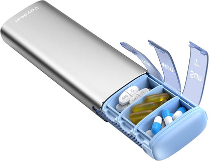 Vaydeer Metal Travel Pill Organizer, 7 Day Weekly Pill Box, Large Capacity Daily Cute Pill Case for Supplements, Pills, Vitamins and Medication (Small,Sliver)