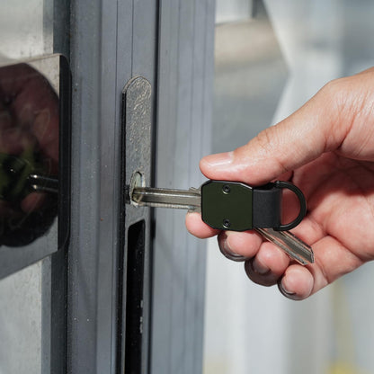 Metallic Key Organizer - Aluminum Key Organizer holder, Minimalist Innovative Keychain.