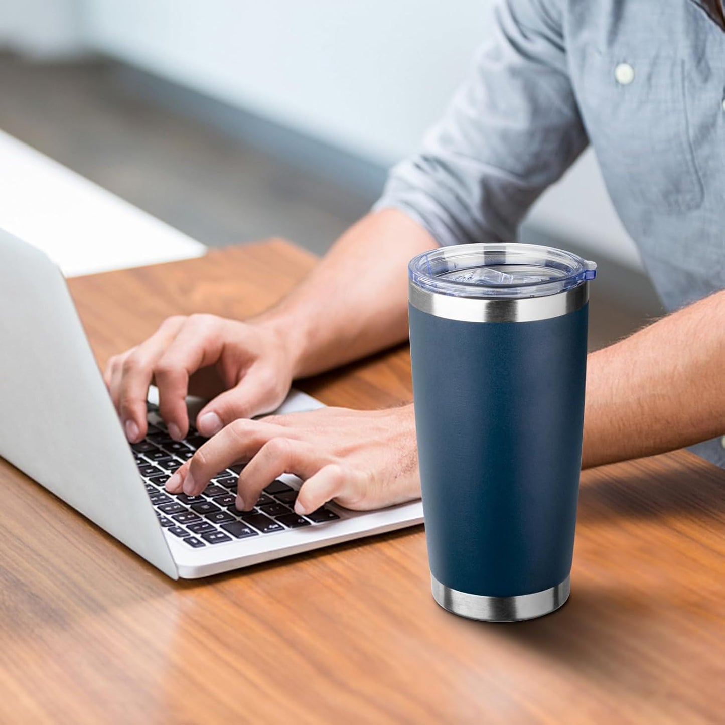 20oz Tumbler with Straw and Brush, Stainless Steel Vacuum Insulated tumbler, Double Wall Insulated Coffee Tumbler for Outdoor, Home, Travel,Office (Navy blue,1pcs)