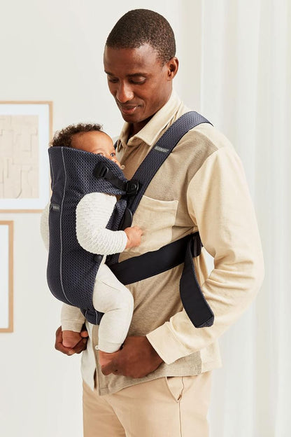 BabyBjörn Baby Carrier Mini, Anthracite, 3D Mesh | Newborn Carrier (7-25 lbs), Ergonomic, Easy-to-Use