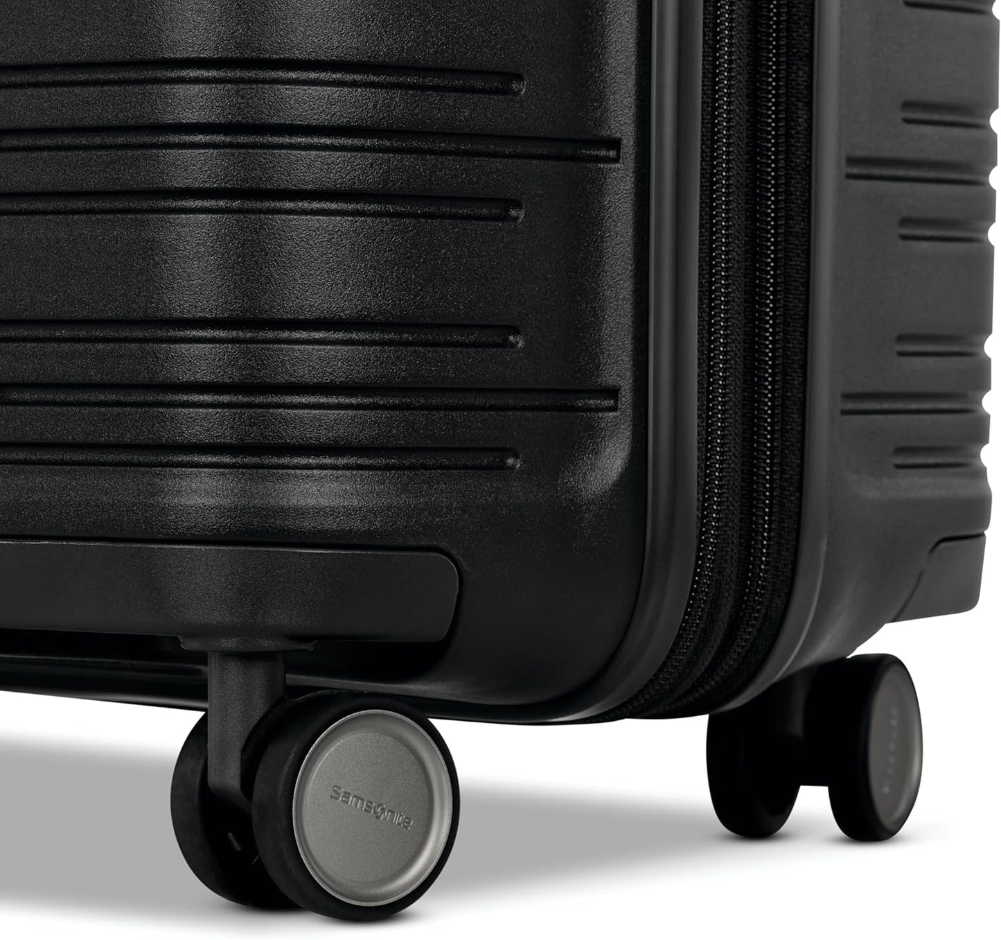Samsonite Elevation Plus - Large Hardside Luggage - Scratch Resistant Polypropylene Shell, RightHeight™ Adjustable Handle, Integrated AirTag Holder, TSA Lock, WetPak™ Compartment - Triple Black