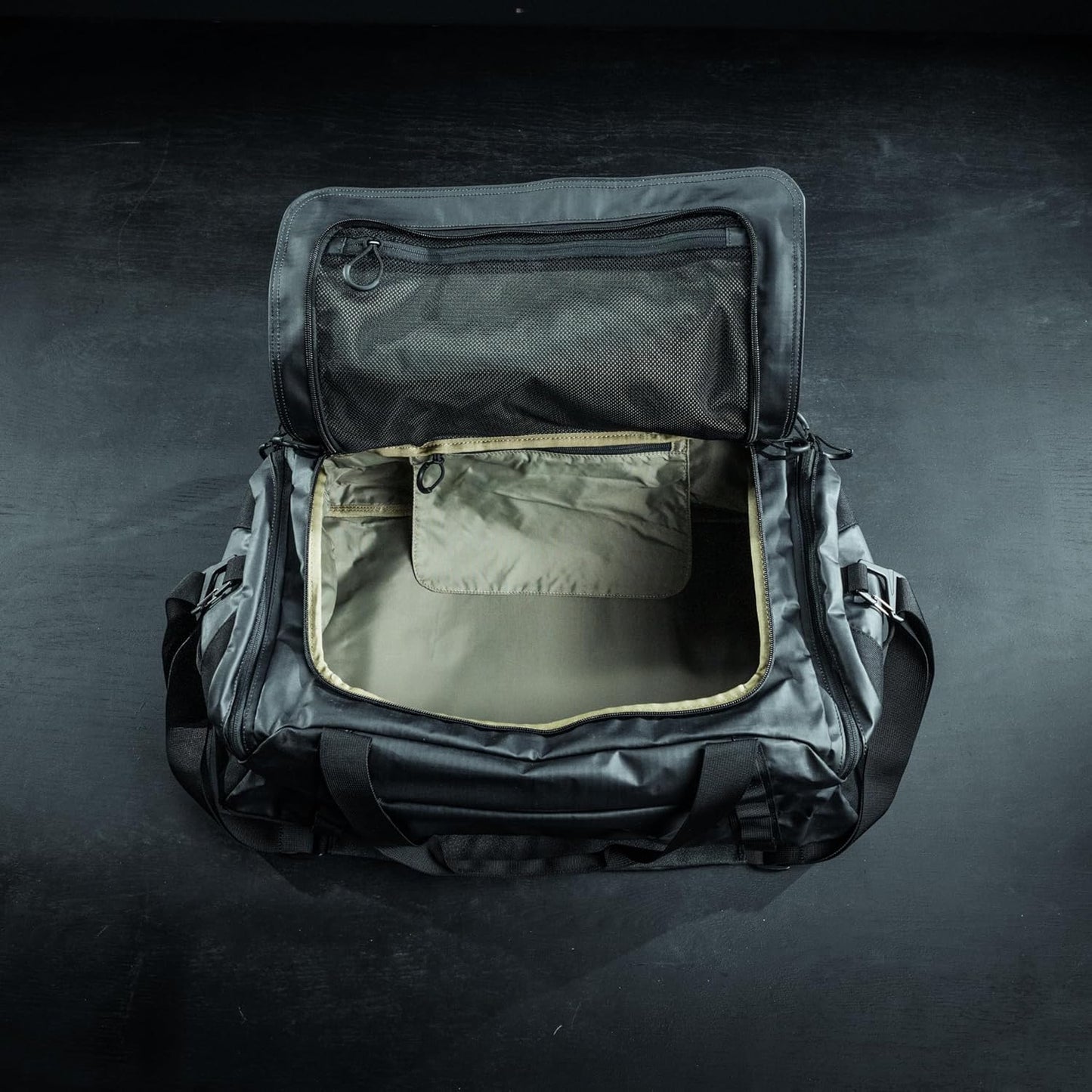 Eberlestock Hyllus Duffel Bag for Men - Durable, Water-Resistant, Small Men's Duffle Bag with Zipper Pockets, Ideal for Travel & Gym, Tactical Gear Bag, Hunting, Fishing, Camping - Military Green, 65L