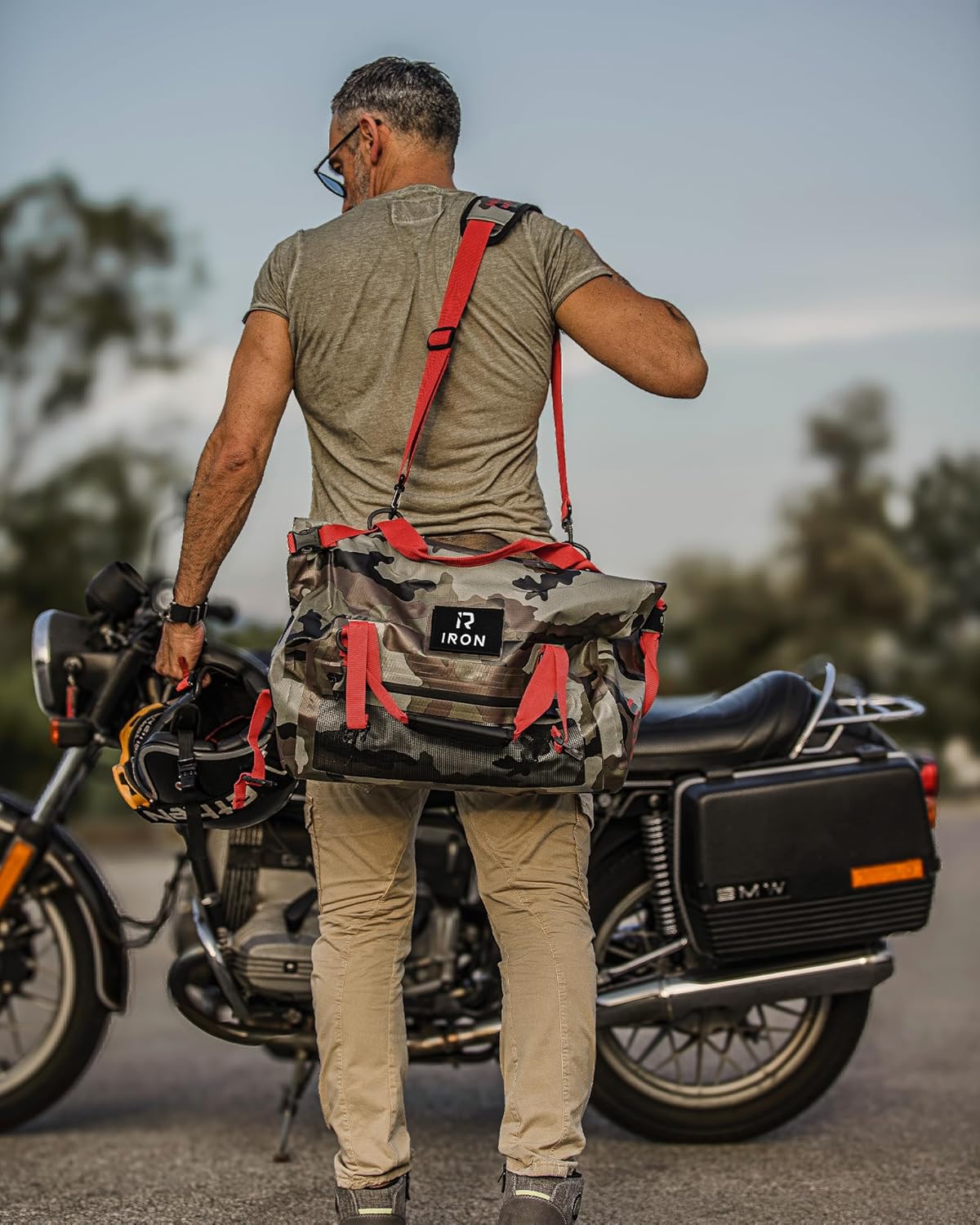 BORLENI Waterproof Motorcycle Dry Duffel Bag Luggage Tail Bag with Large Storage Space,Roll Top Closure, Shoulder Straps, Inner Pocket and Mesh Pocket for Motorcycling Travel Camping(Camouflage,50L)