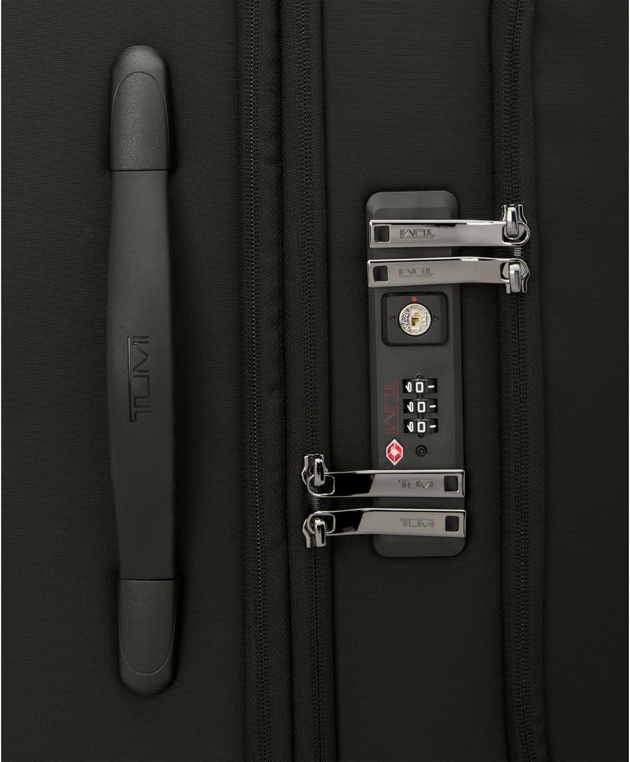 TUMI - Voyageur Leger 4 Wheeled Luggage - Women's Lightweight and Spacious, Sleek Silhouette, Durable Premium Suitcase - 26" Short Trip Expandable Packing Case, Black with Gunmetal Hardware
