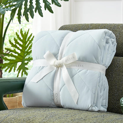 Cozy Bliss Cooling Throw Blanket for Hot Sleepers, Q-Max 0.4 Cooling Comfort 50x70, Cold Blankets for Night Sweats Sleeping, Ultra-Cool Lightweight Breathable Summer Blanket for Bed Travel