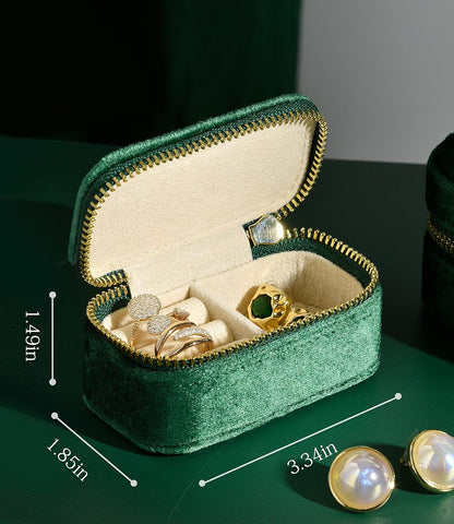 TAIMY Travel Jewelry Case, Mini Jewelry Travel Case, Velvet Small Travel Jewelry Box, Portable Jewelry Travel Organizer Box for Rings Earrings Necklaces(Emerald Green)