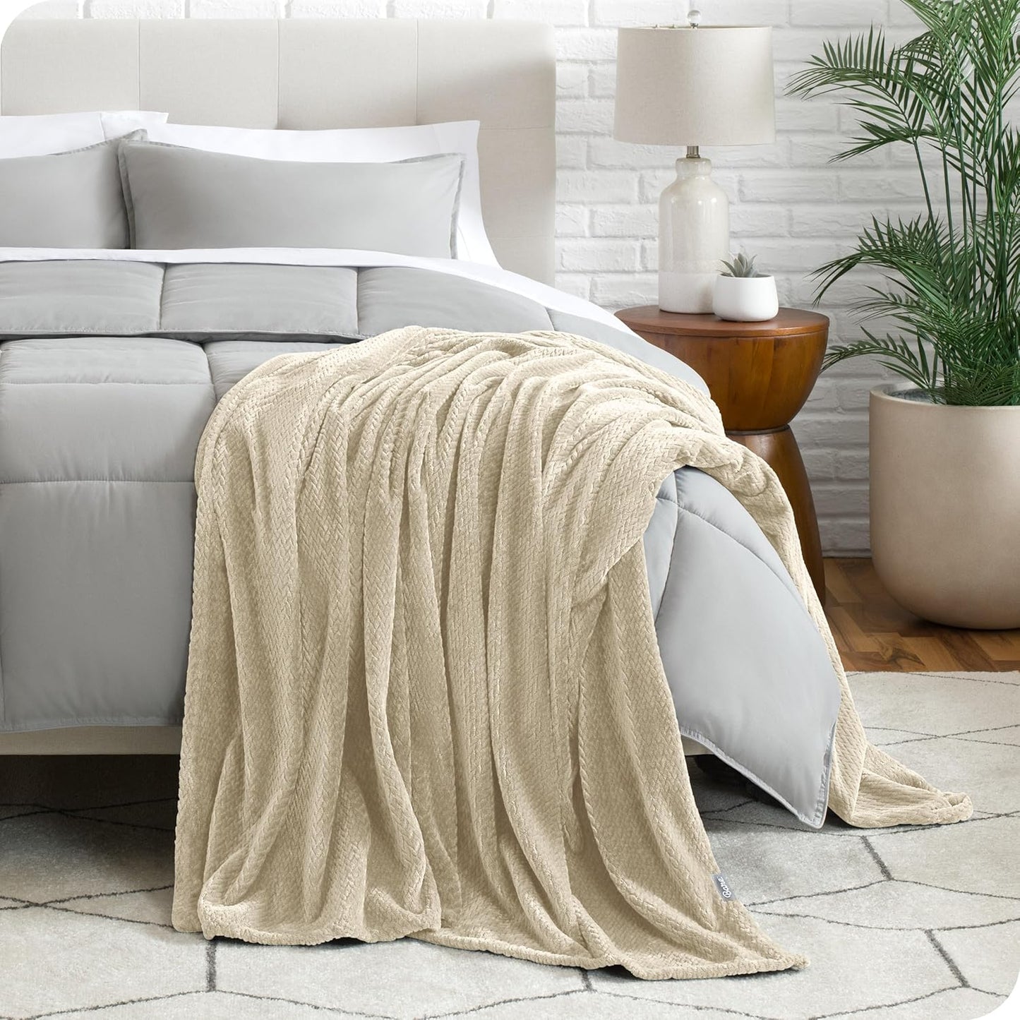 Bare Home Textured Fleece Blanket - Full/Queen - Ultra-Soft Lightweight for Bed, Sofa, and Couch - Luxury Microplush - Cozy Warm Blanket (Full/Queen, Chevron Oyster)